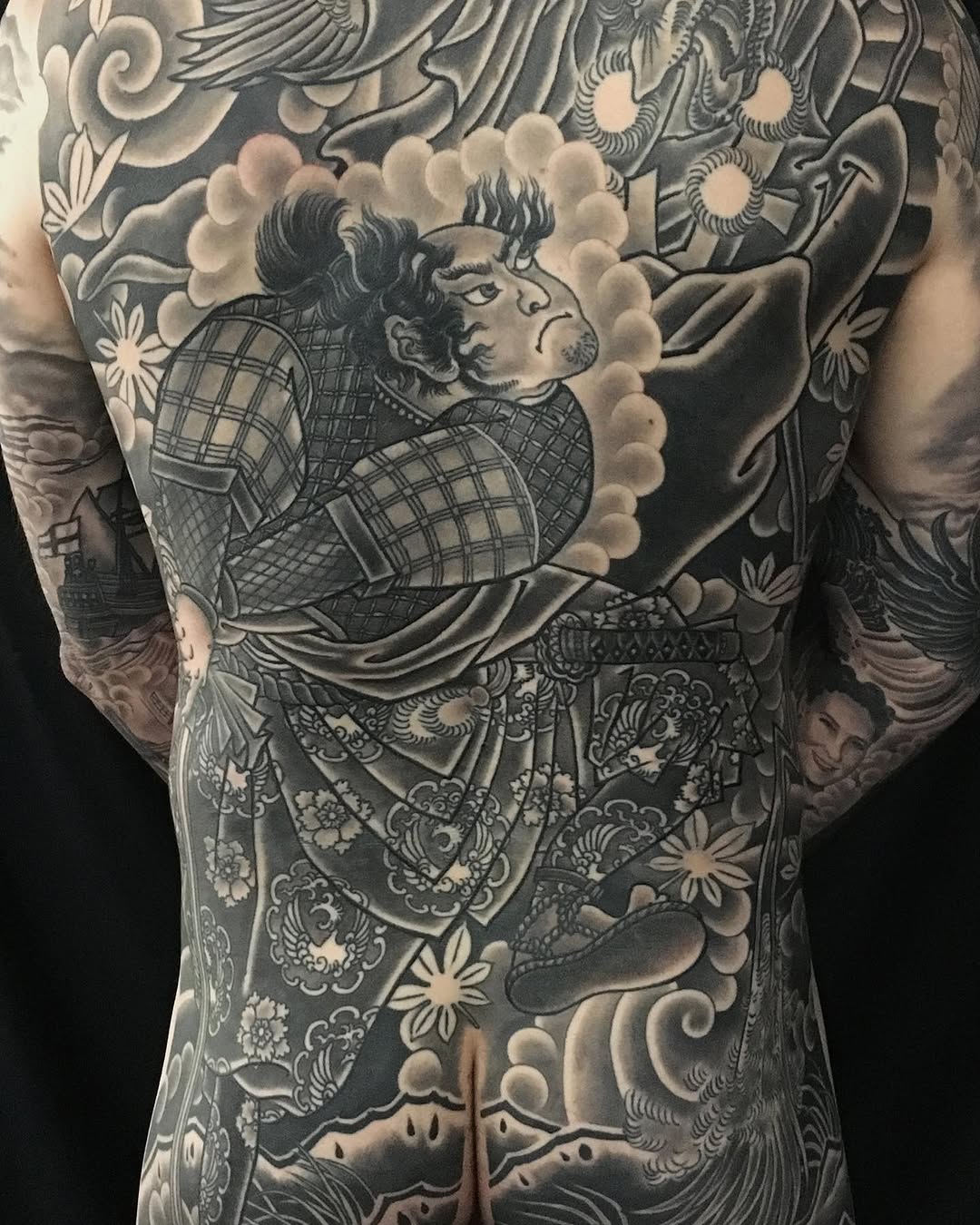 Full Circle Tattoo