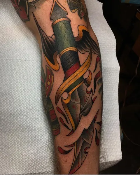 Full Circle Tattoo
