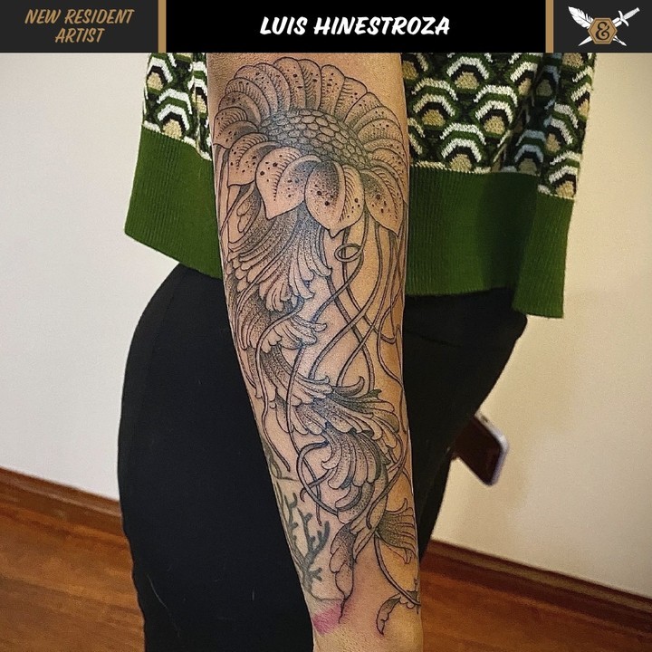Ink and Dagger Tattoo