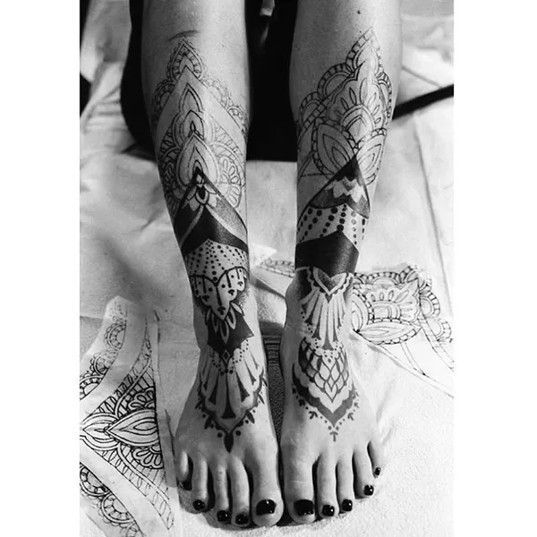 Full Circle Tattoo