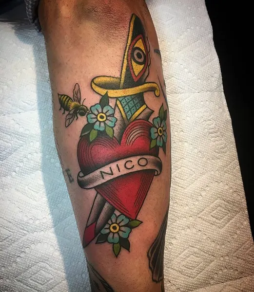 Full Circle Tattoo