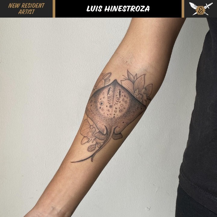 Ink and Dagger Tattoo