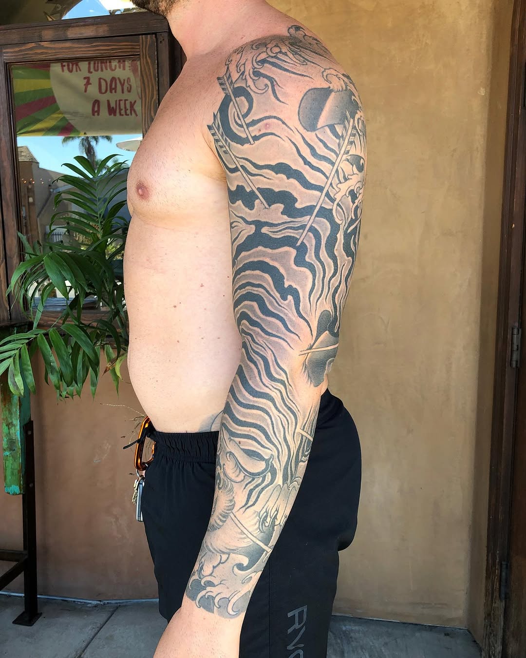 Full Circle Tattoo