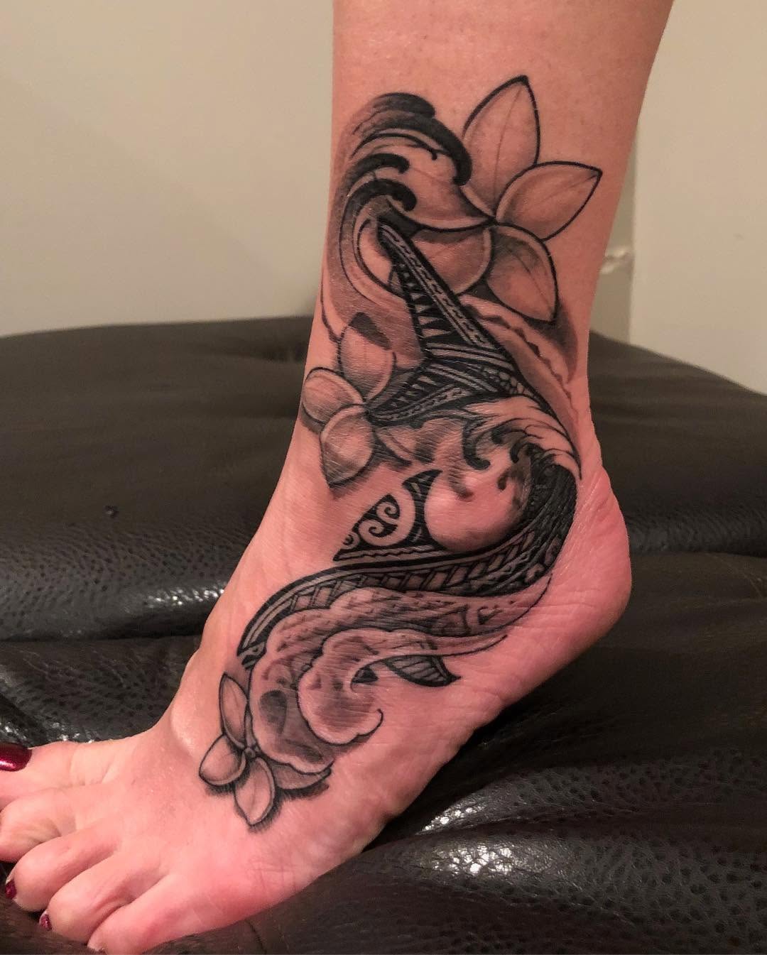 Ink and Dagger Tattoo