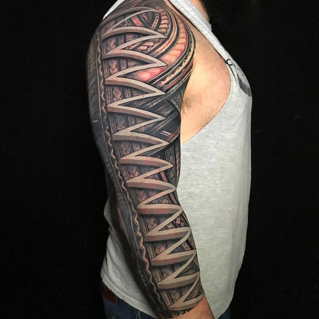Ink and Dagger Tattoo