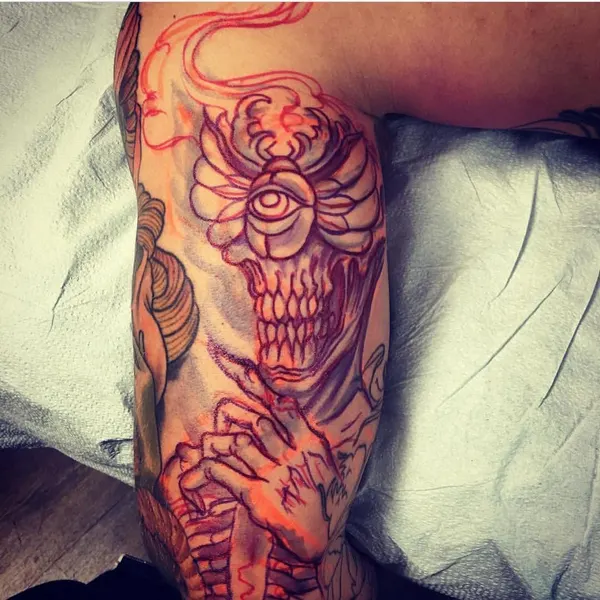 Full Circle Tattoo