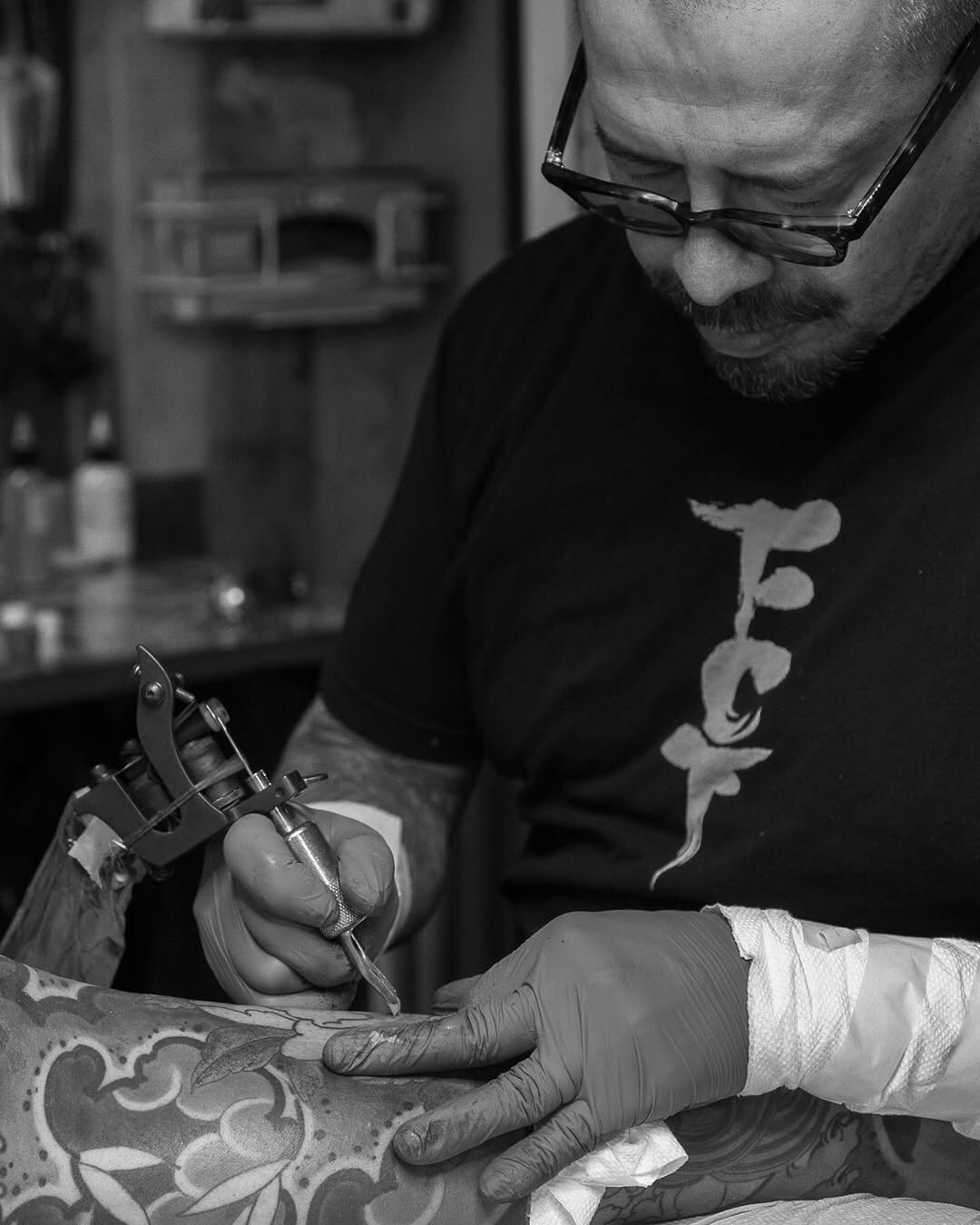 Full Circle Tattoo