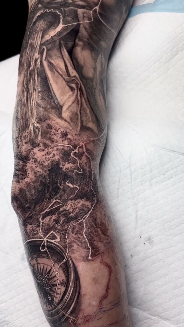 tattooist_bk