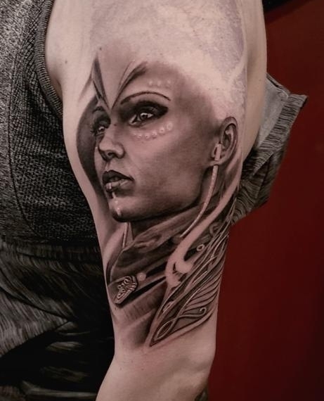 Ink and Dagger Tattoo