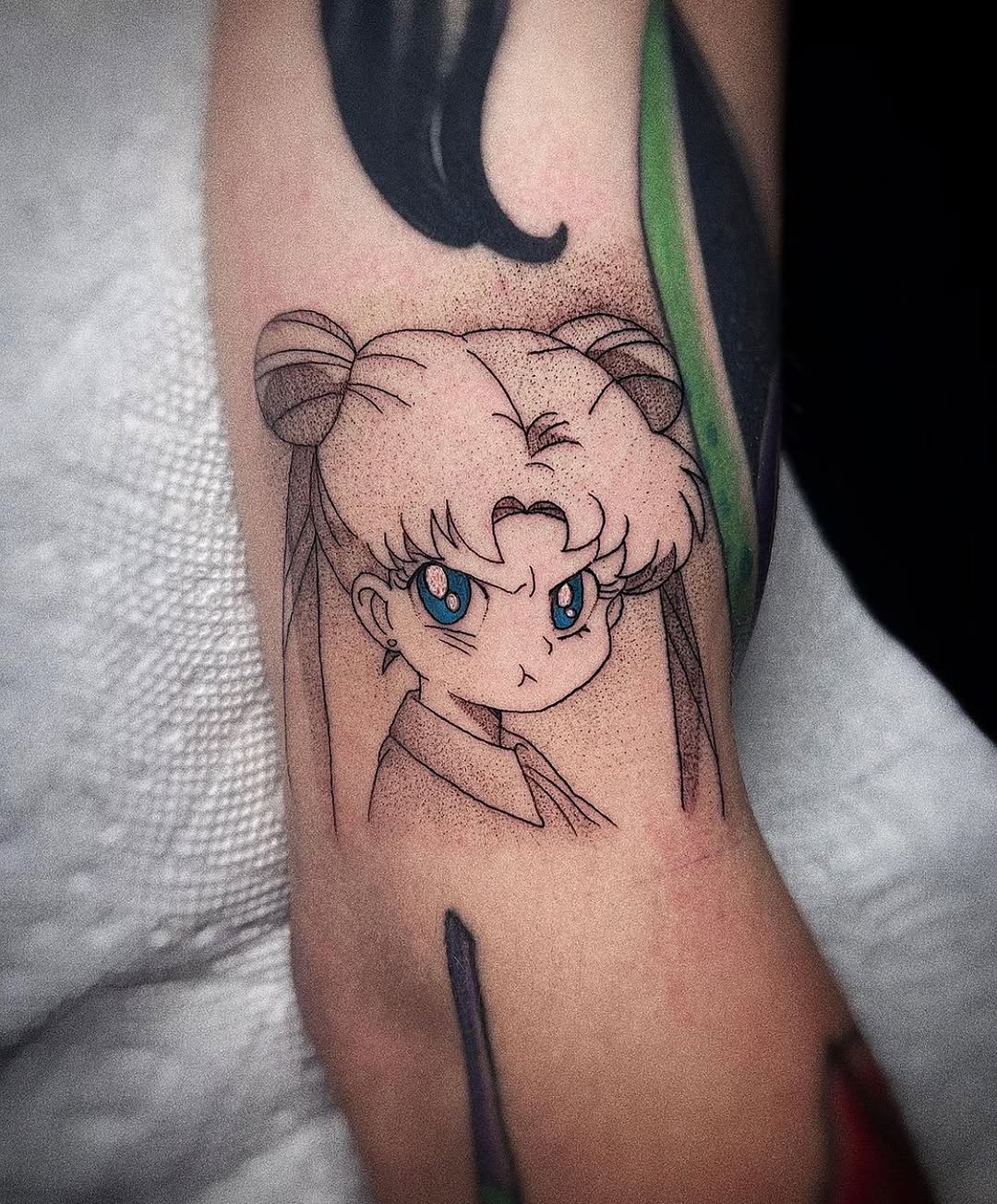 Full Circle Tattoo