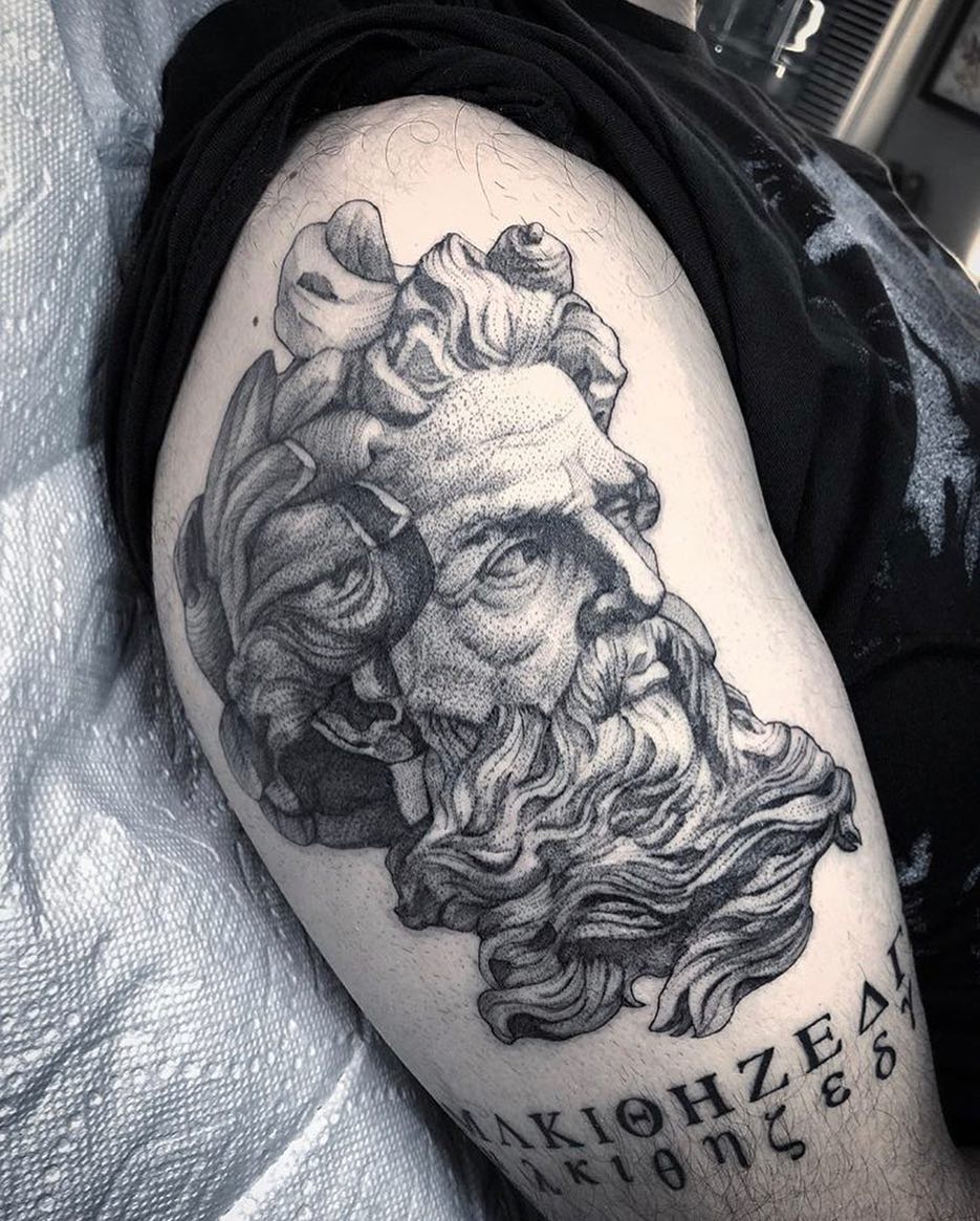 Full Circle Tattoo