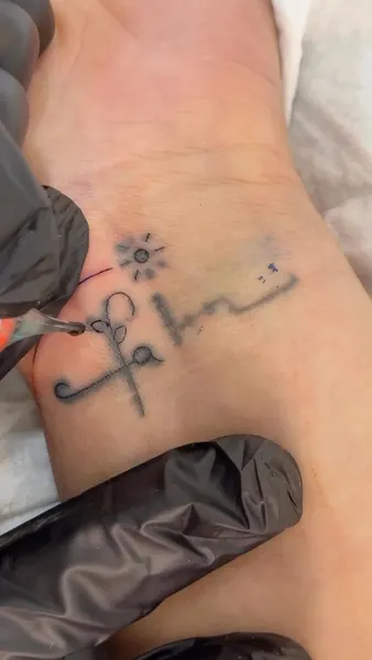 tattooist_arar