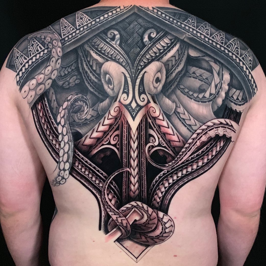 Ink and Dagger Tattoo