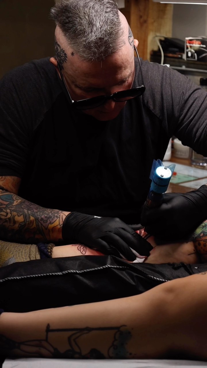 Full Circle Tattoo