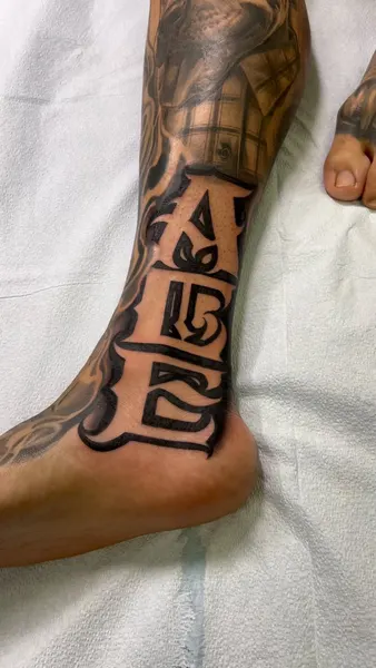 Lettering