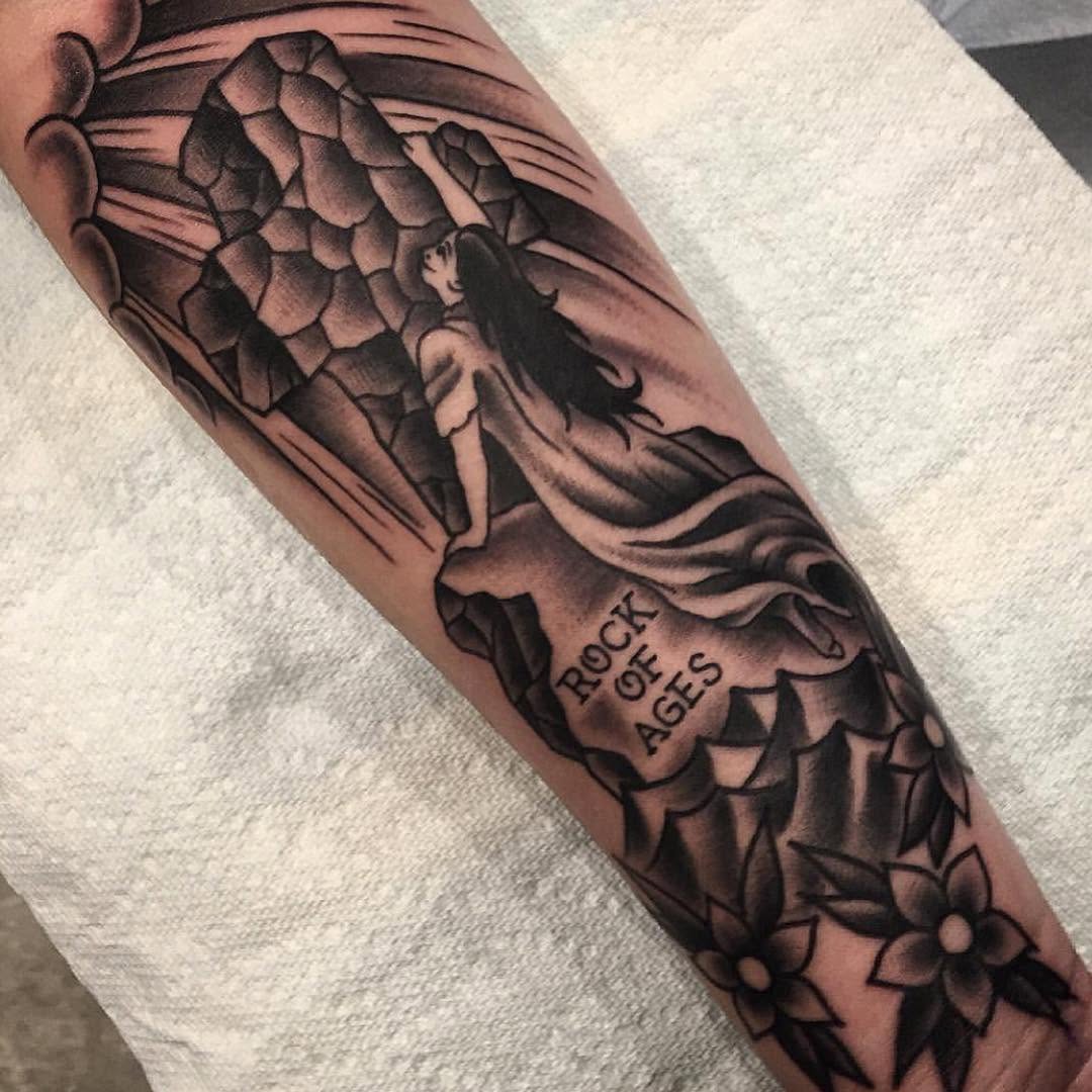 Ink and Dagger Tattoo