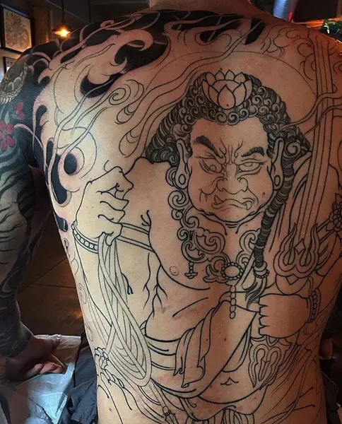 Full Circle Tattoo