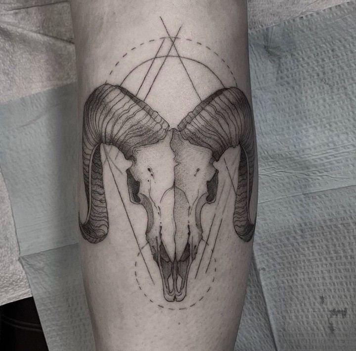Ink and Dagger Tattoo