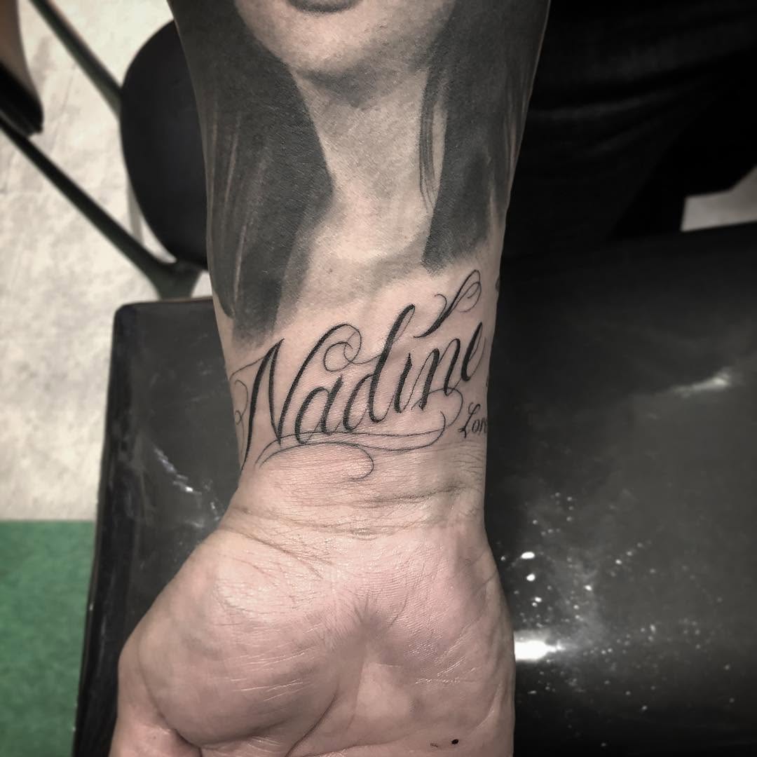 Lettering