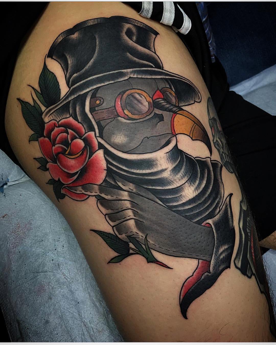 Full Circle Tattoo