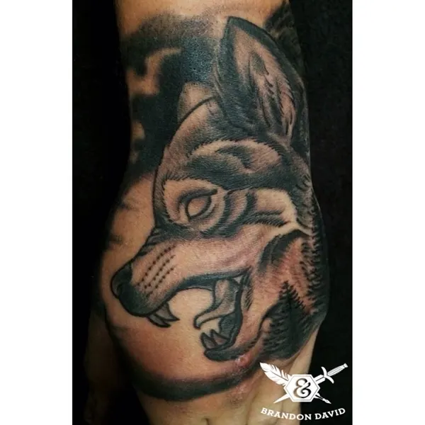 Ink and Dagger Tattoo