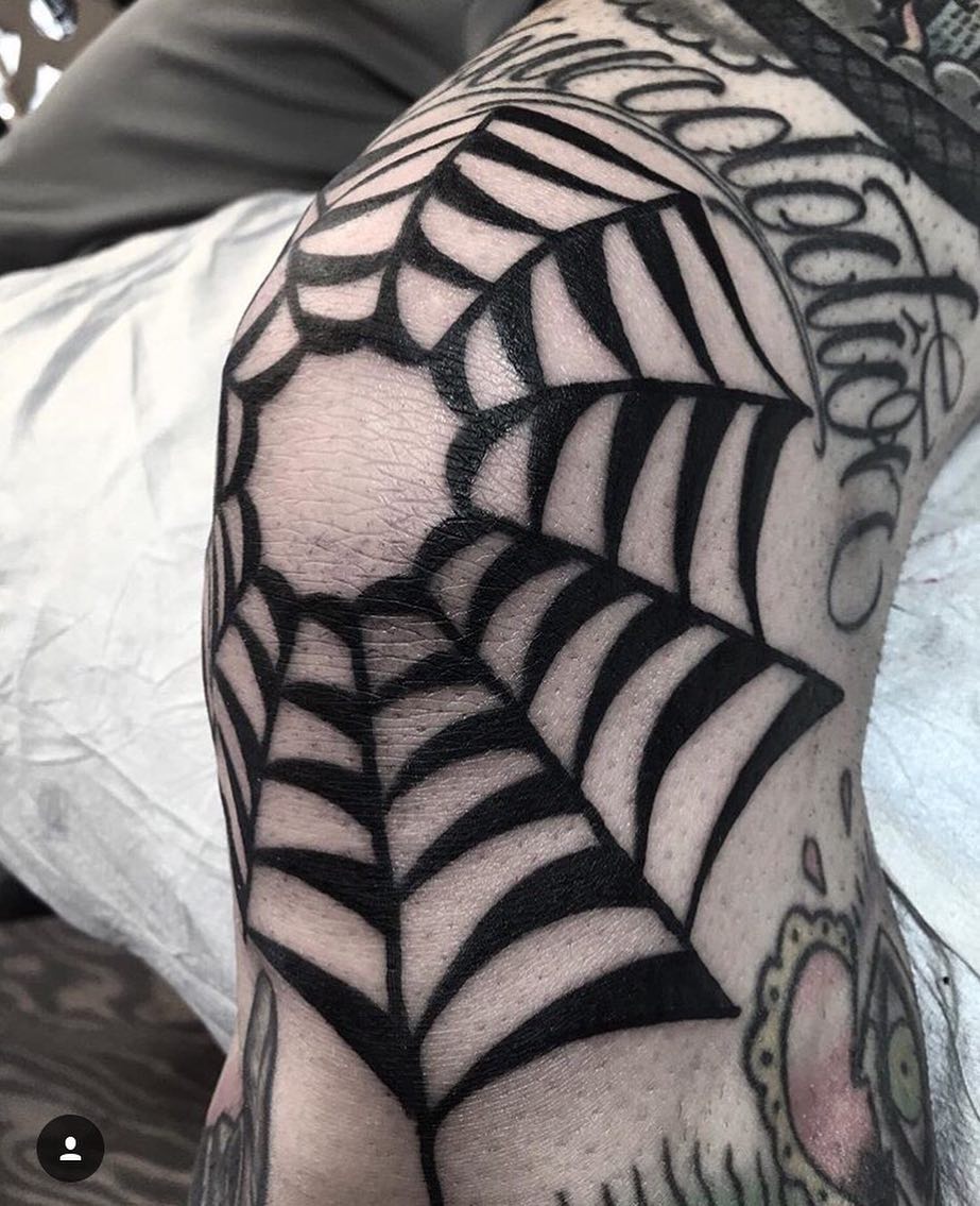 Ink and Dagger Tattoo