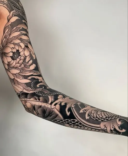 Full Circle Tattoo