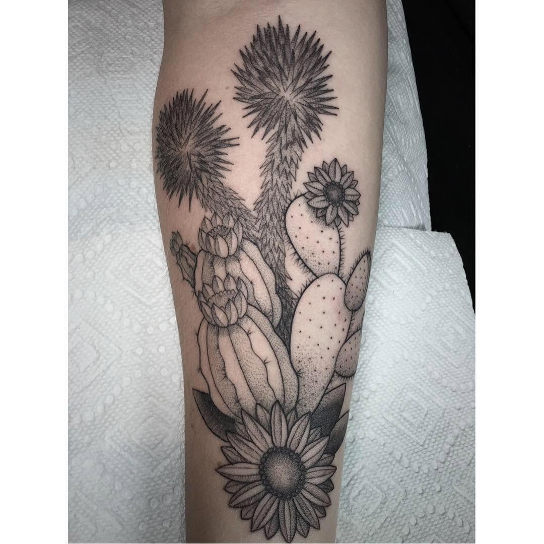 Full Circle Tattoo