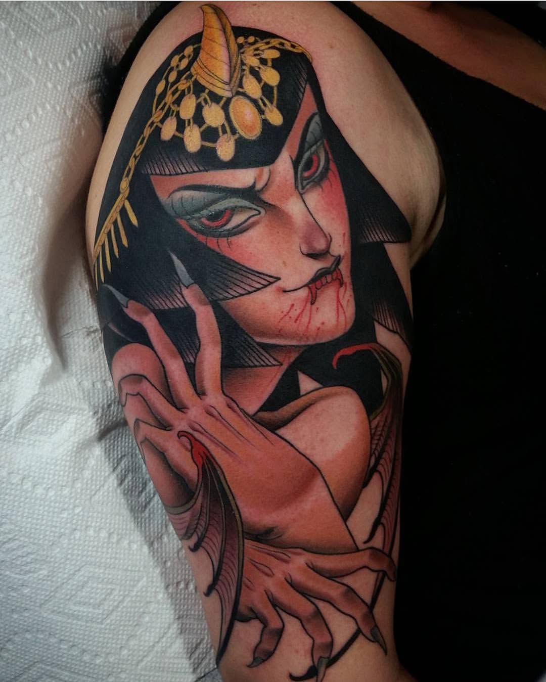 Full Circle Tattoo