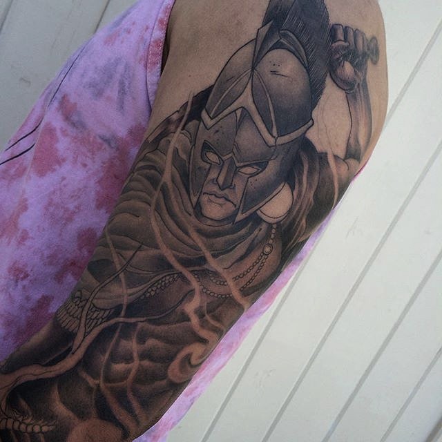 Full Circle Tattoo