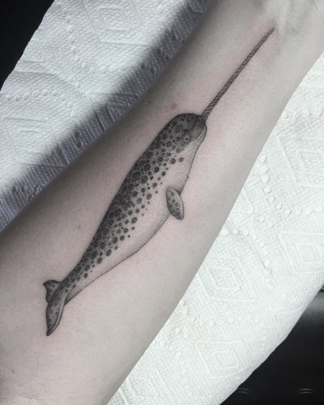 Full Circle Tattoo