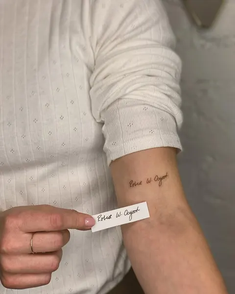 Lettering