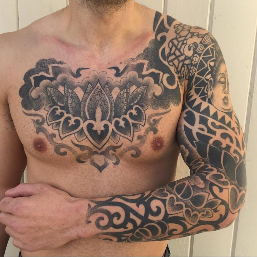 Full Circle Tattoo