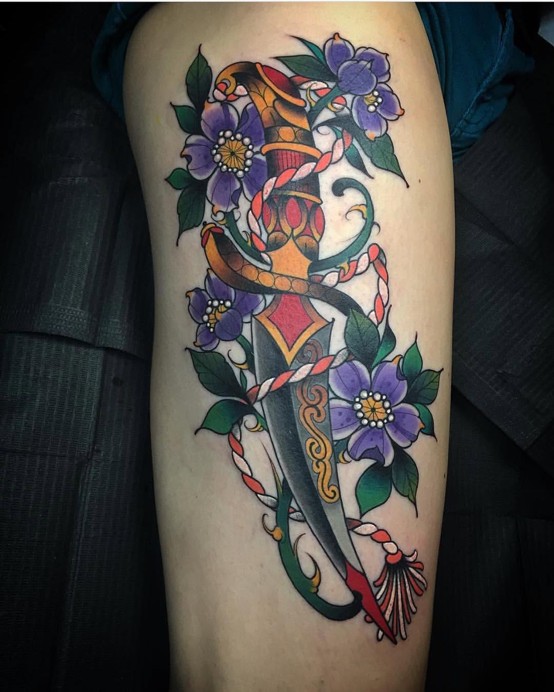 Full Circle Tattoo