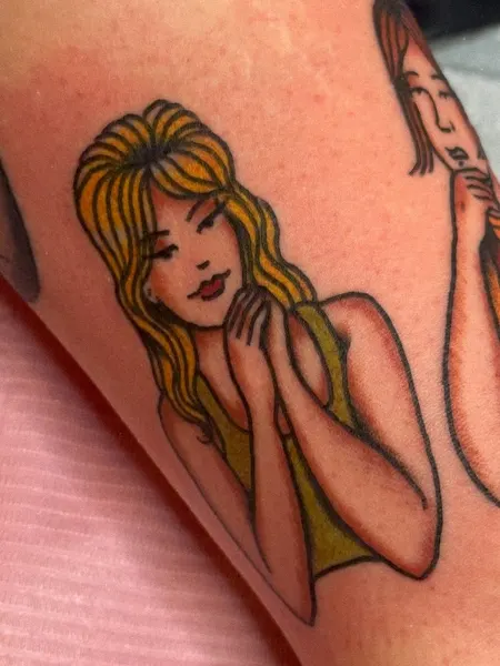 lindseebeetattoo