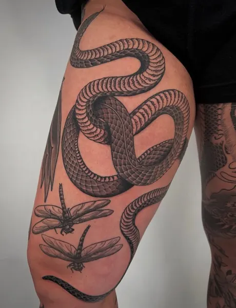 Full Circle Tattoo