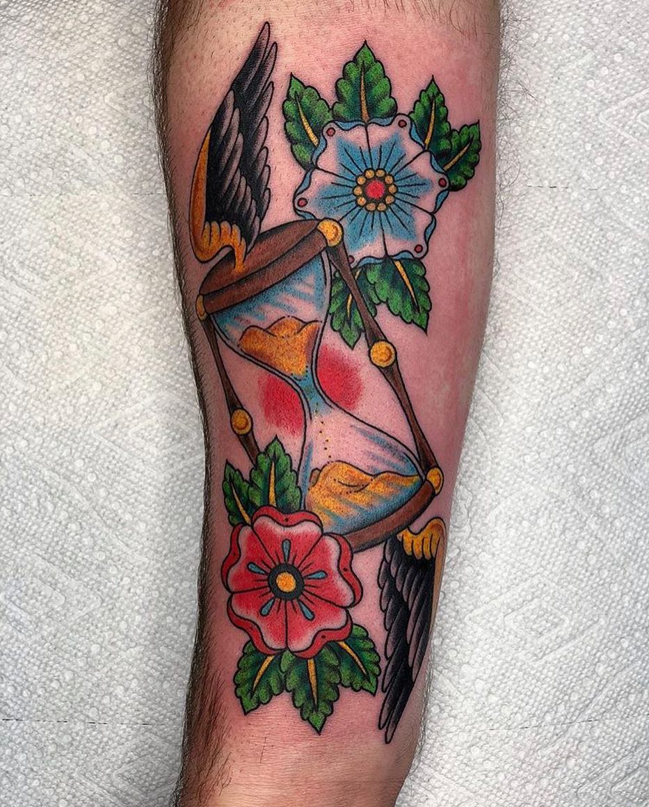 Full Circle Tattoo