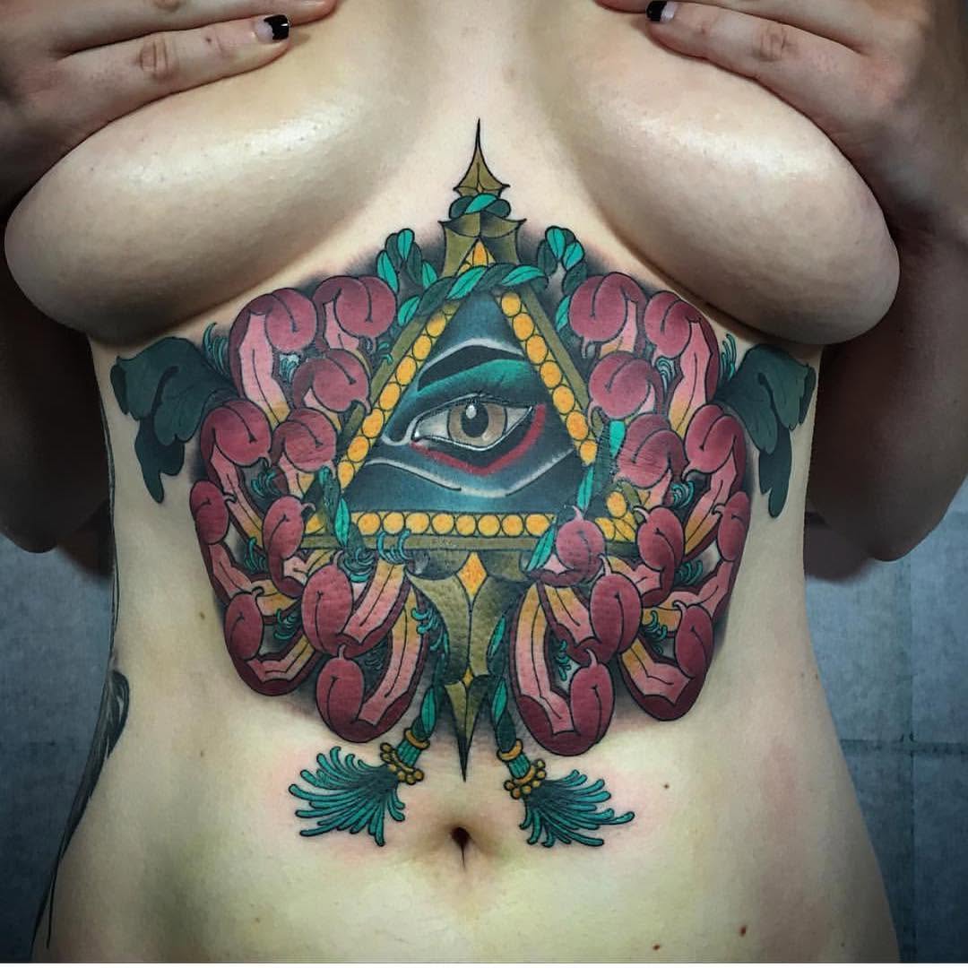 Full Circle Tattoo