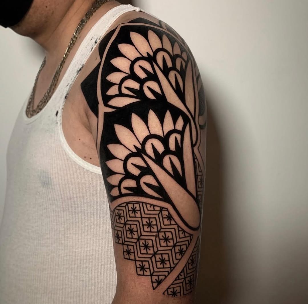 Full Circle Tattoo