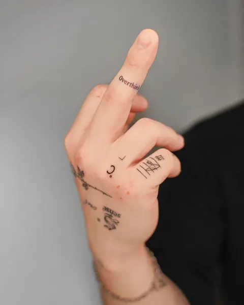 Lettering, Mini