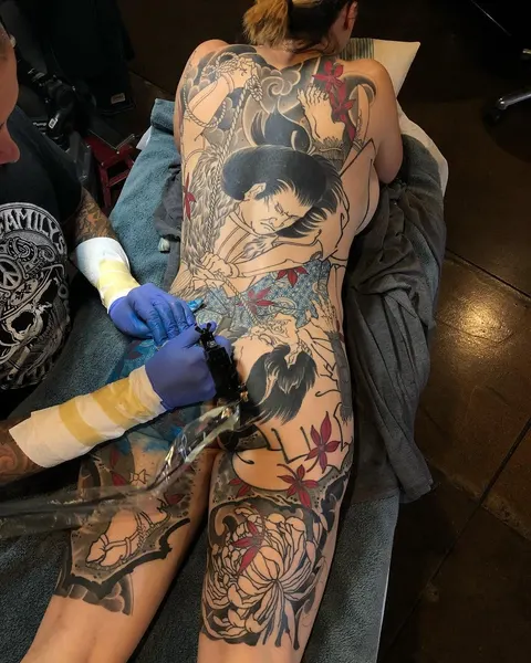 Full Circle Tattoo
