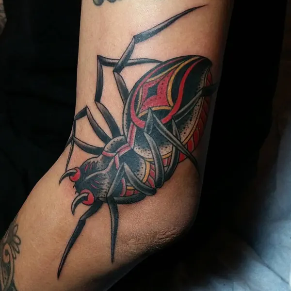Full Circle Tattoo
