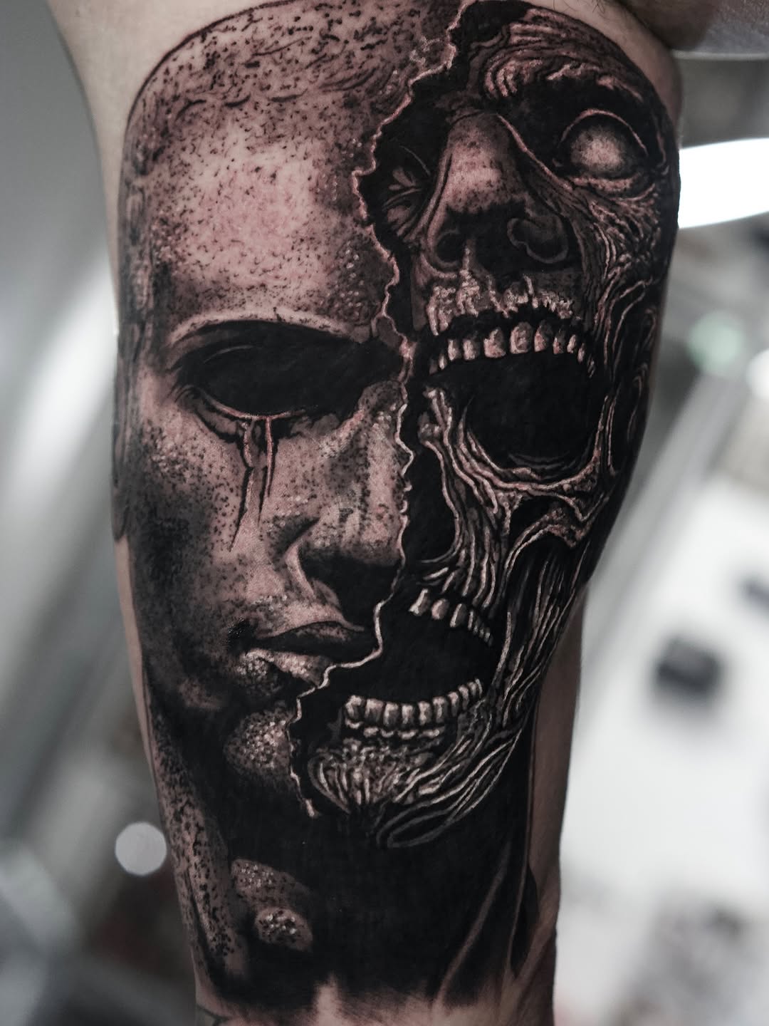 Full Circle Tattoo