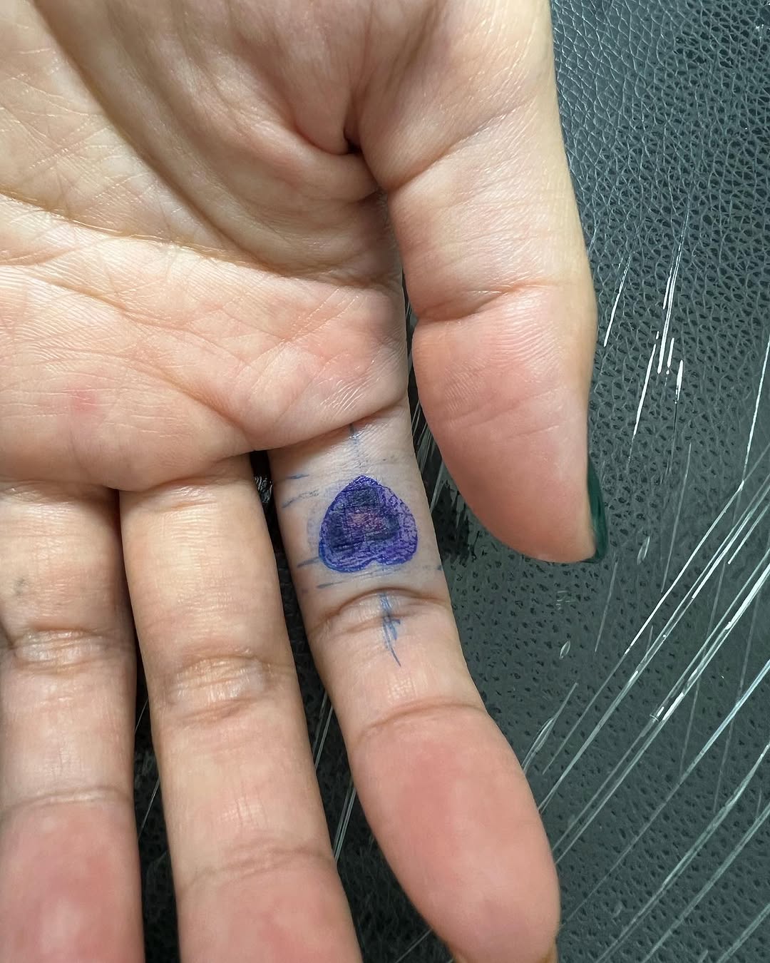 tattooist_toma