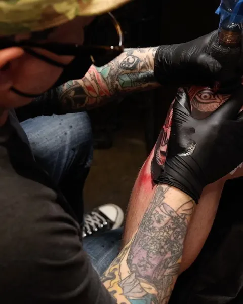 Full Circle Tattoo