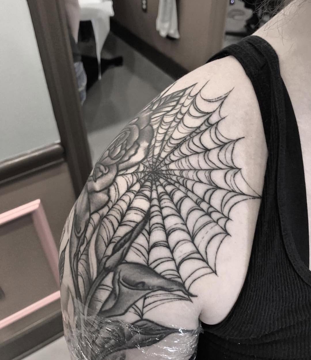 Ink and Dagger Tattoo