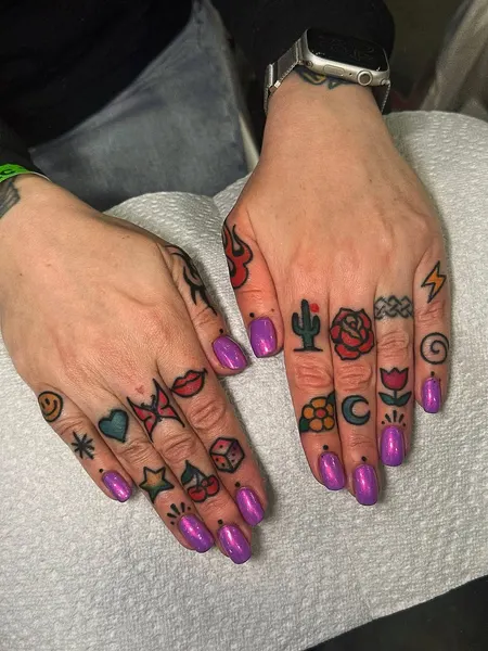 lindseebeetattoo