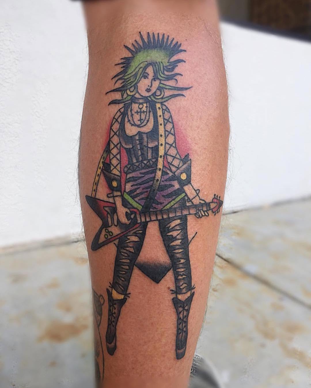 Ink and Dagger Tattoo