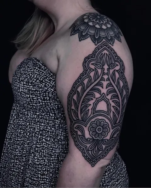 Ink and Dagger Tattoo