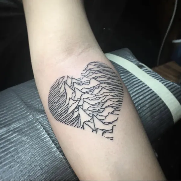 Full Circle Tattoo